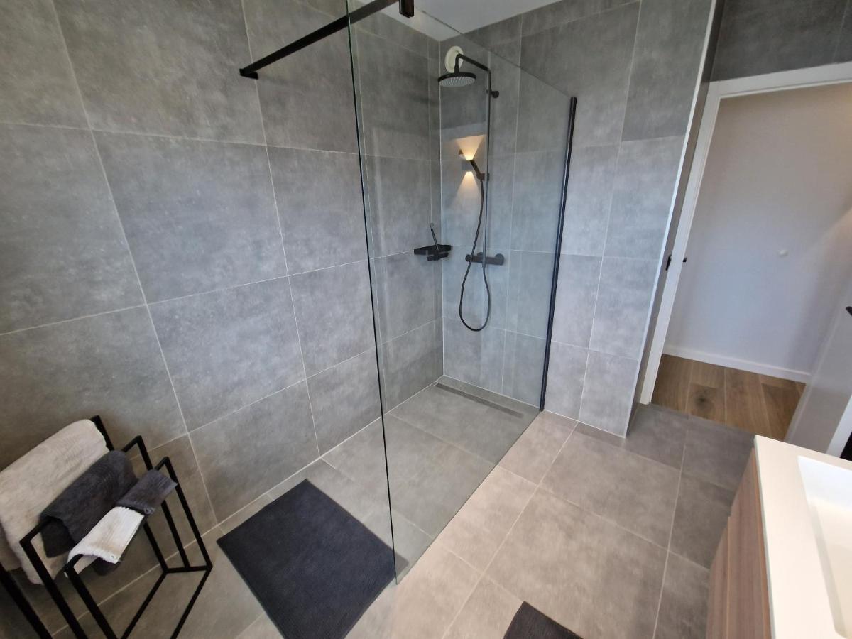 Luxueus, Ruim Appartement Op 350M Van Het Strand Ostende Extérieur photo